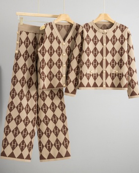 Mixed colors cardigan vest 3pcs set for women