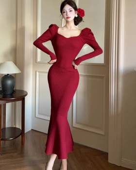 Retro bottoming long long sleeve temperament dress