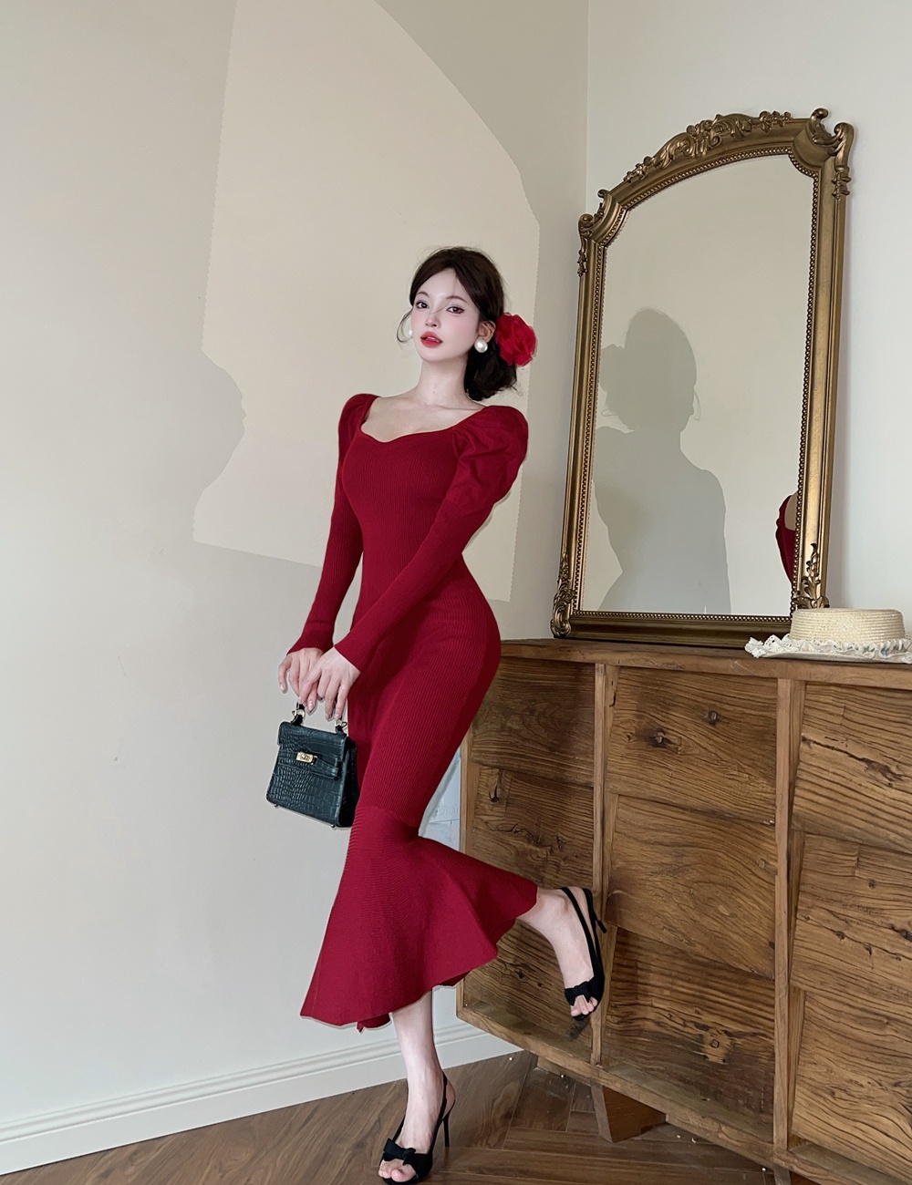 Retro bottoming long long sleeve temperament dress