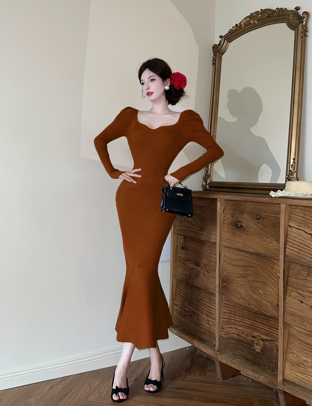 Retro bottoming long long sleeve temperament dress