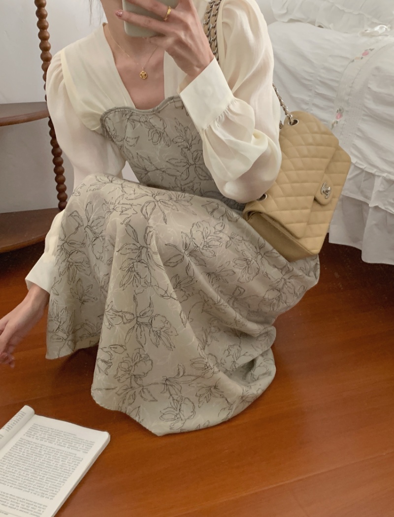 Long Pseudo-two mixed colors sleeve pinched waist dress