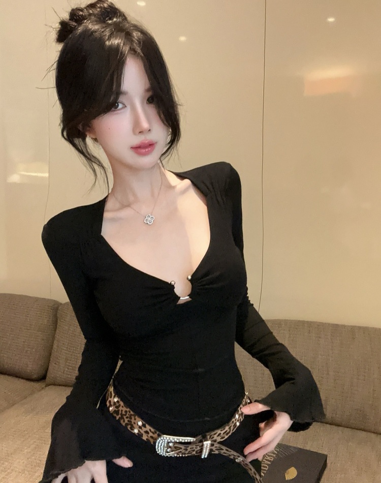 Pinched waist bottoming shirt inside the ride tops for women