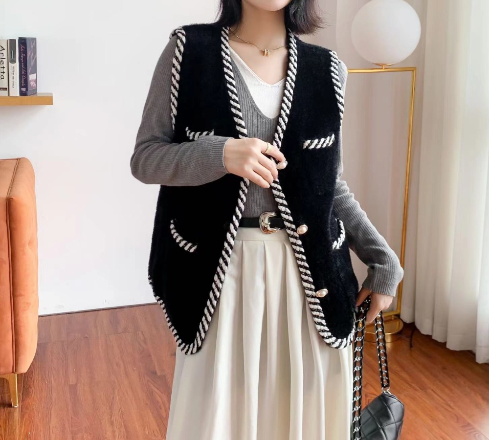Chanelstyle sweater autumn and winter cardigan for women