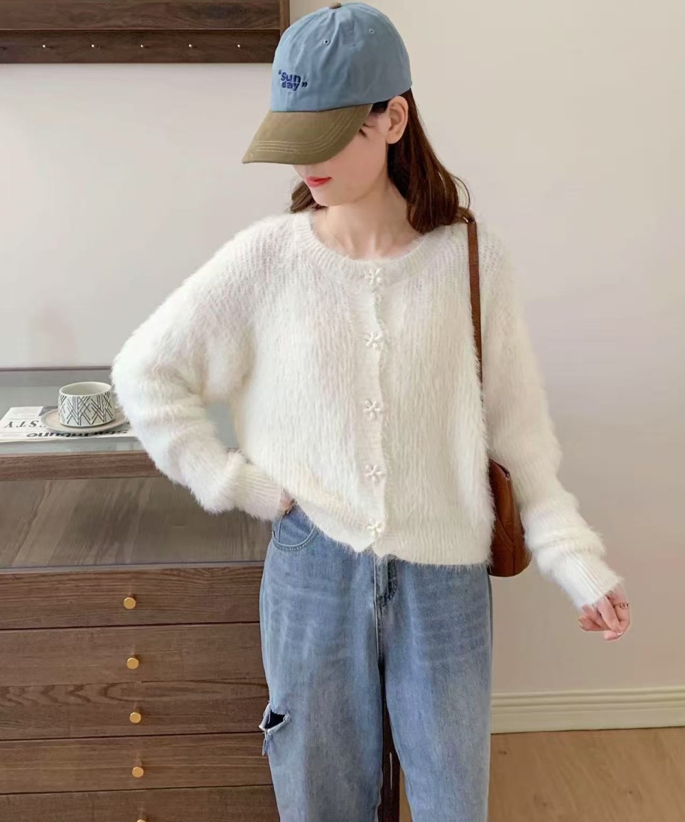 Short knitted fashion tops pink buckle flowers sweater