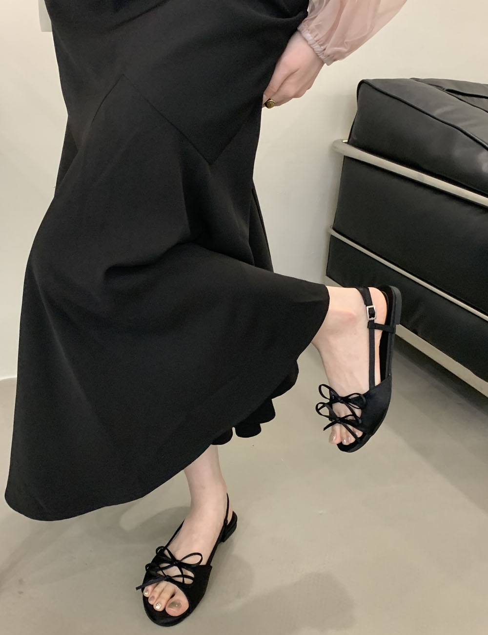 France style lady flat niche shoes rome summer round sandals