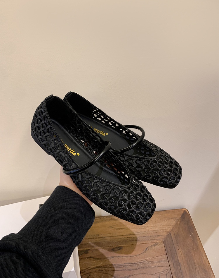 Soft surface France style shoes low mesh sandals