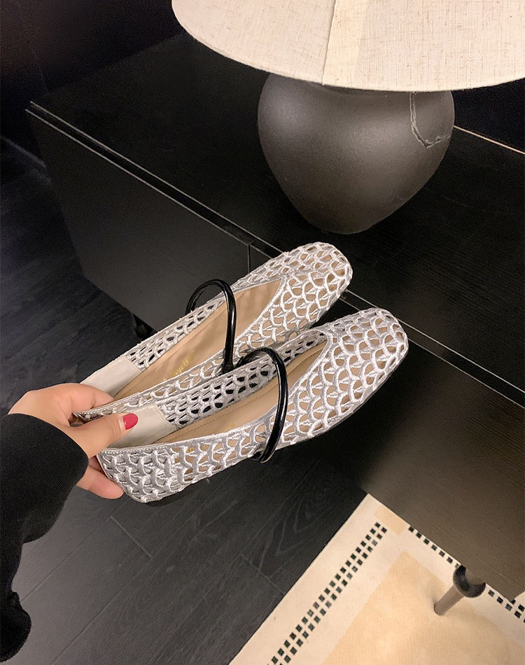 Soft surface France style shoes low mesh sandals