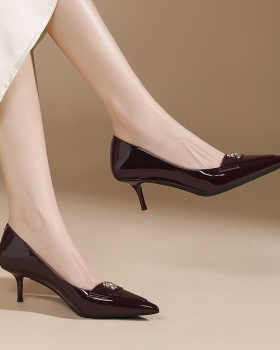 Sexy Korean style high-heeled shoes leather face low shoes