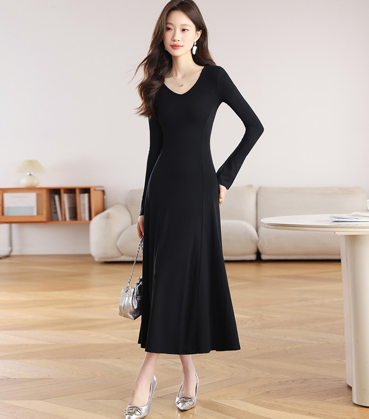 Hepburn style speaker long dress long sleeve black dress