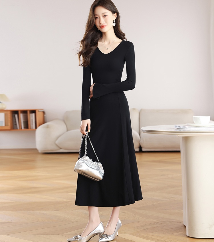 Hepburn style speaker long dress long sleeve black dress