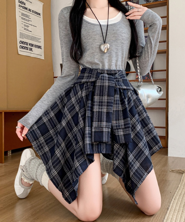 Anti emptied irregular short skirt woolen skirt