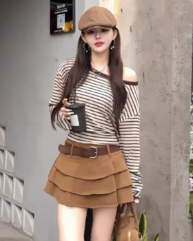 Temperament tops stripe short skirt a set for women