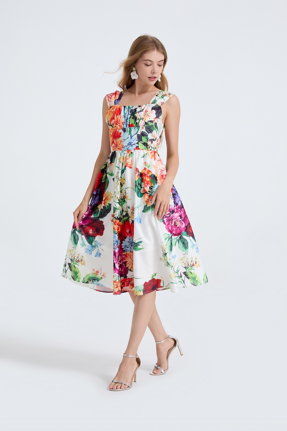 Slim high waist sling flowers square collar A-line dress