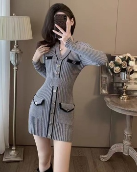 V-neck autumn and winter chanelstyle knitted slim dress