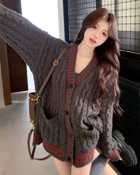 Knitted autumn and winter sweater twist long coat for women