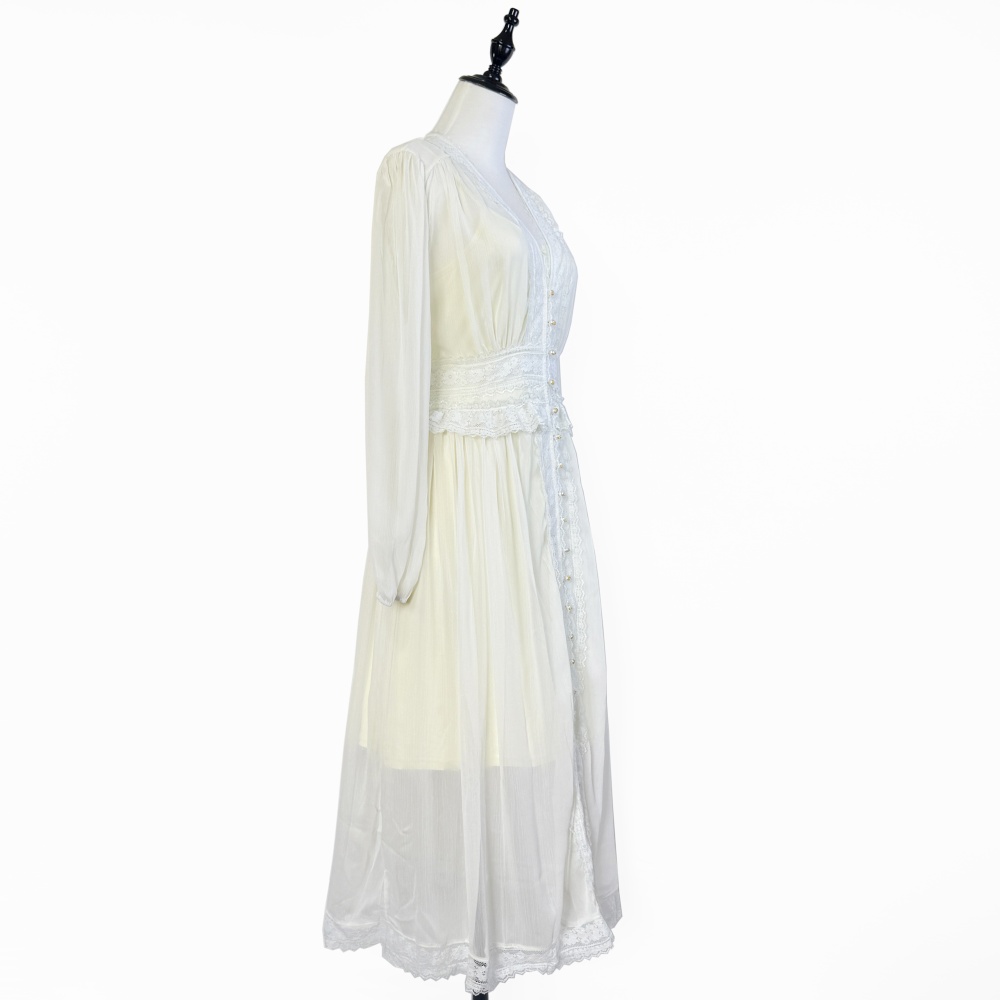 Pearl buckle France style V-neck lace temperament dress