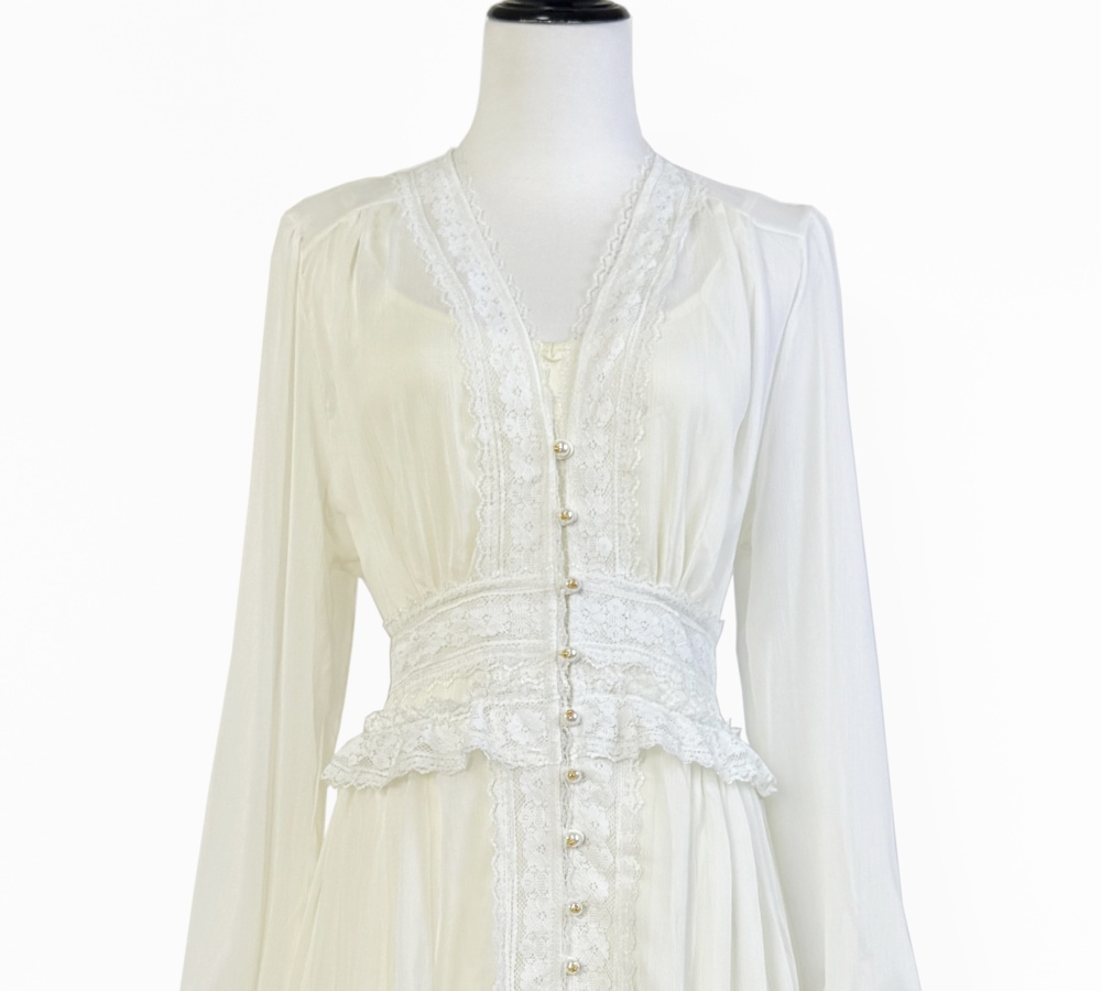 Pearl buckle France style V-neck lace temperament dress
