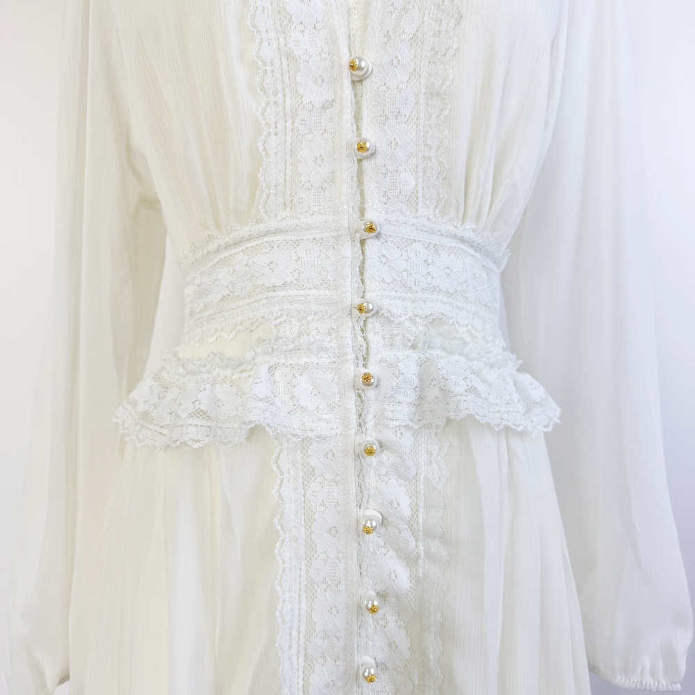 Pearl buckle France style V-neck lace temperament dress