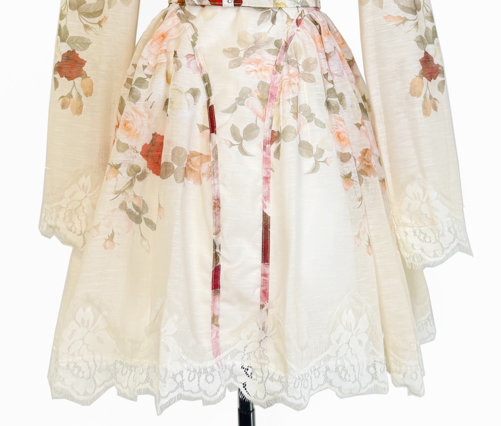 Lace slim T-back long sleeve thick and disorderly dress