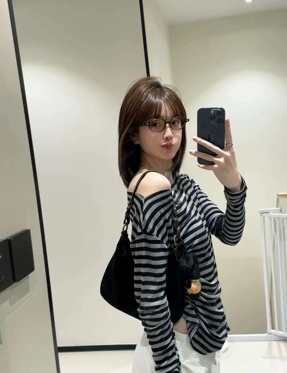 Stripe flat shoulder tops long sleeve T-shirt