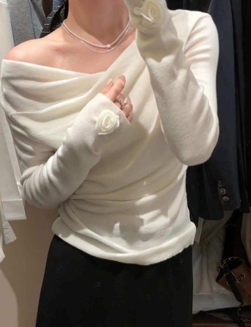 Knitted colors autumn tops