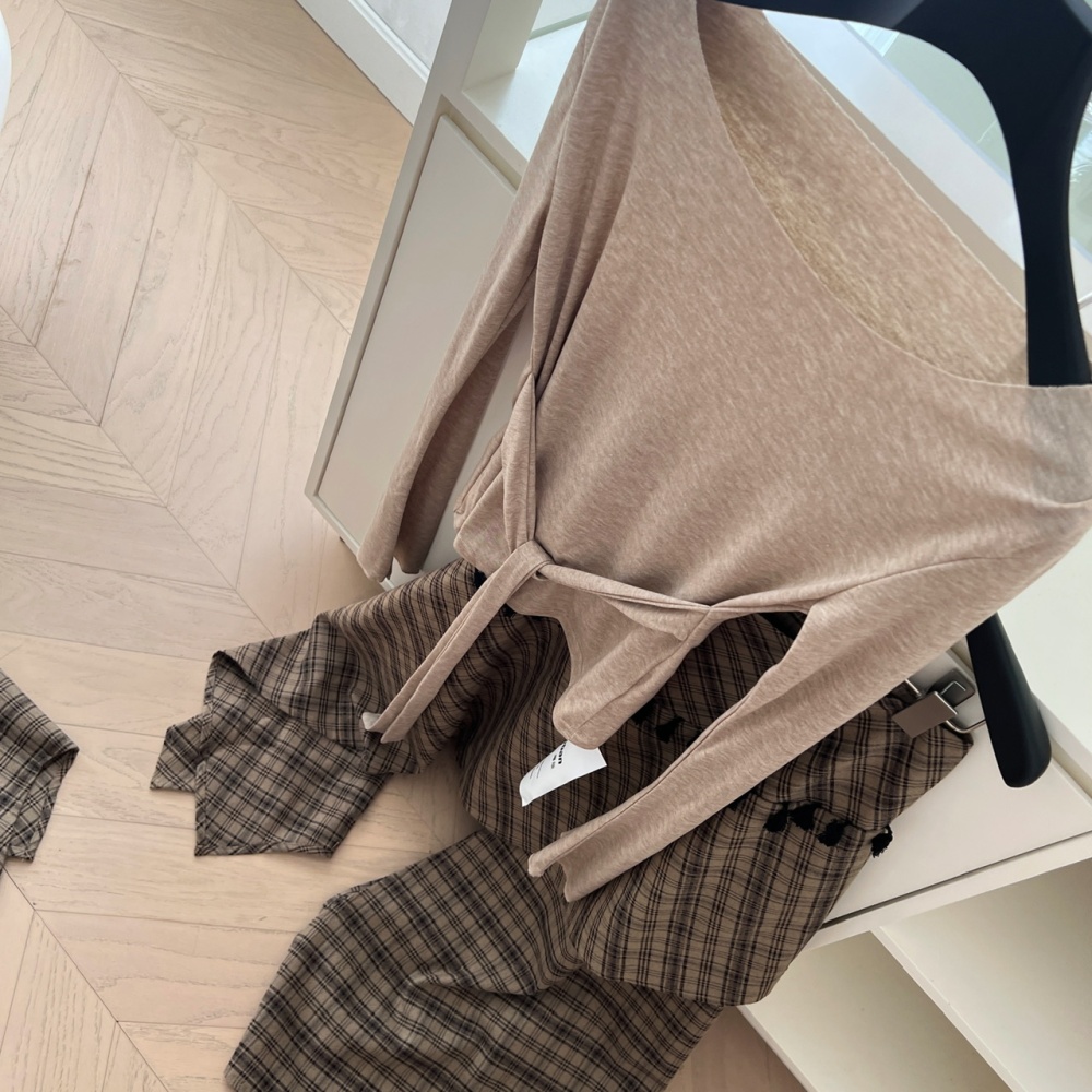 Thin knitted tops summer skirt a set for women