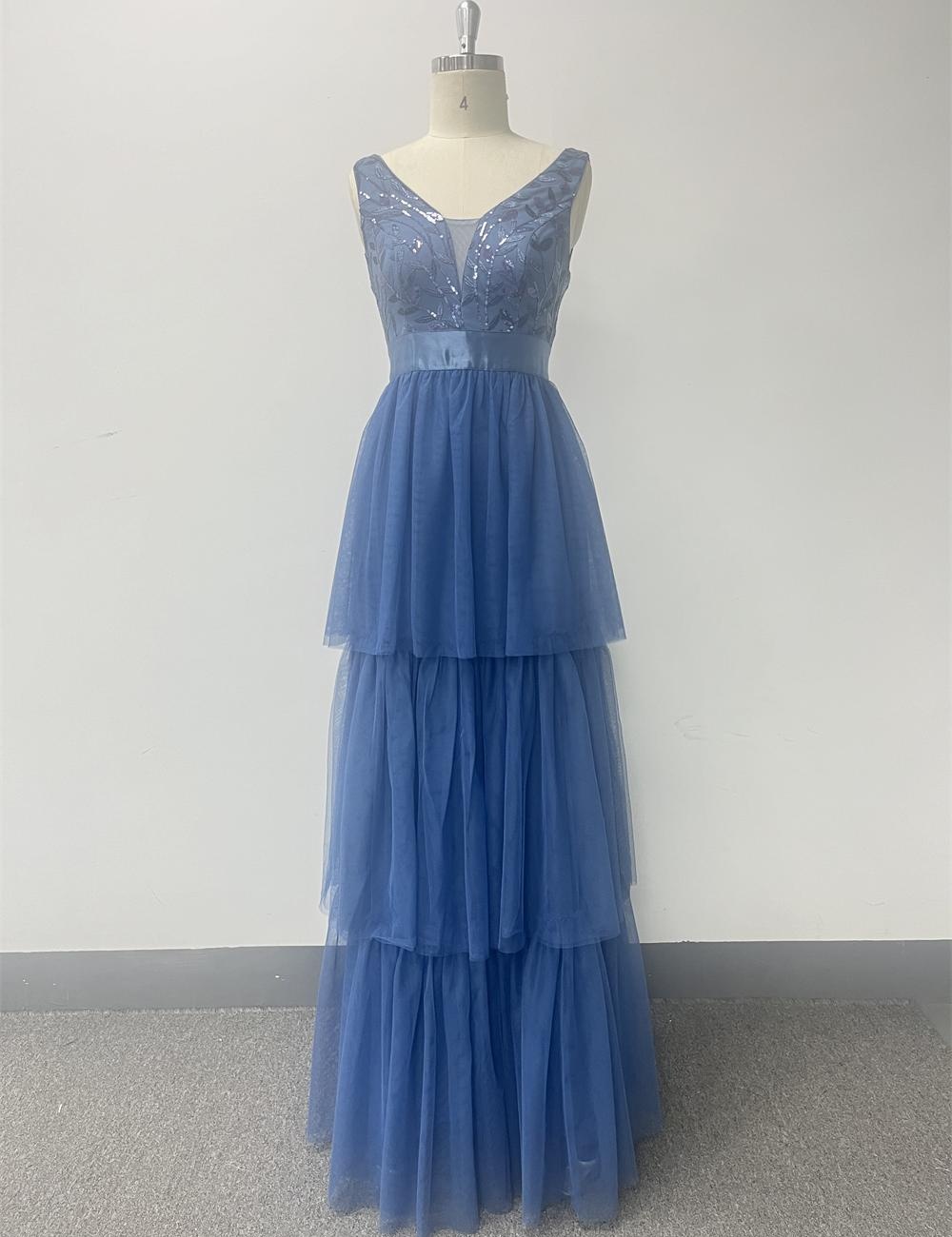 V-neck sleeveless evening dress European style dress