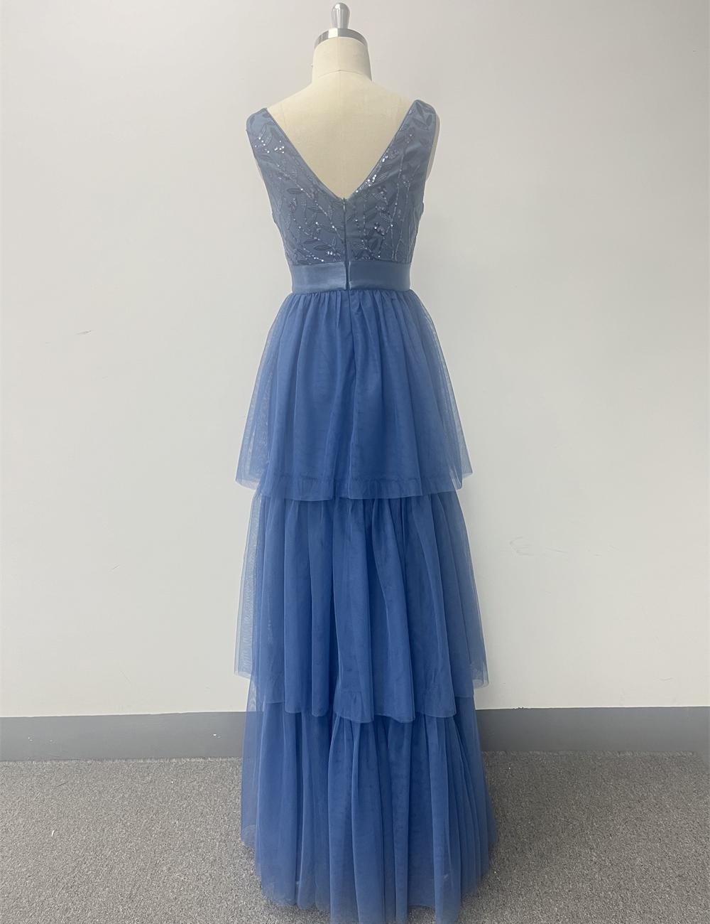 V-neck sleeveless evening dress European style dress
