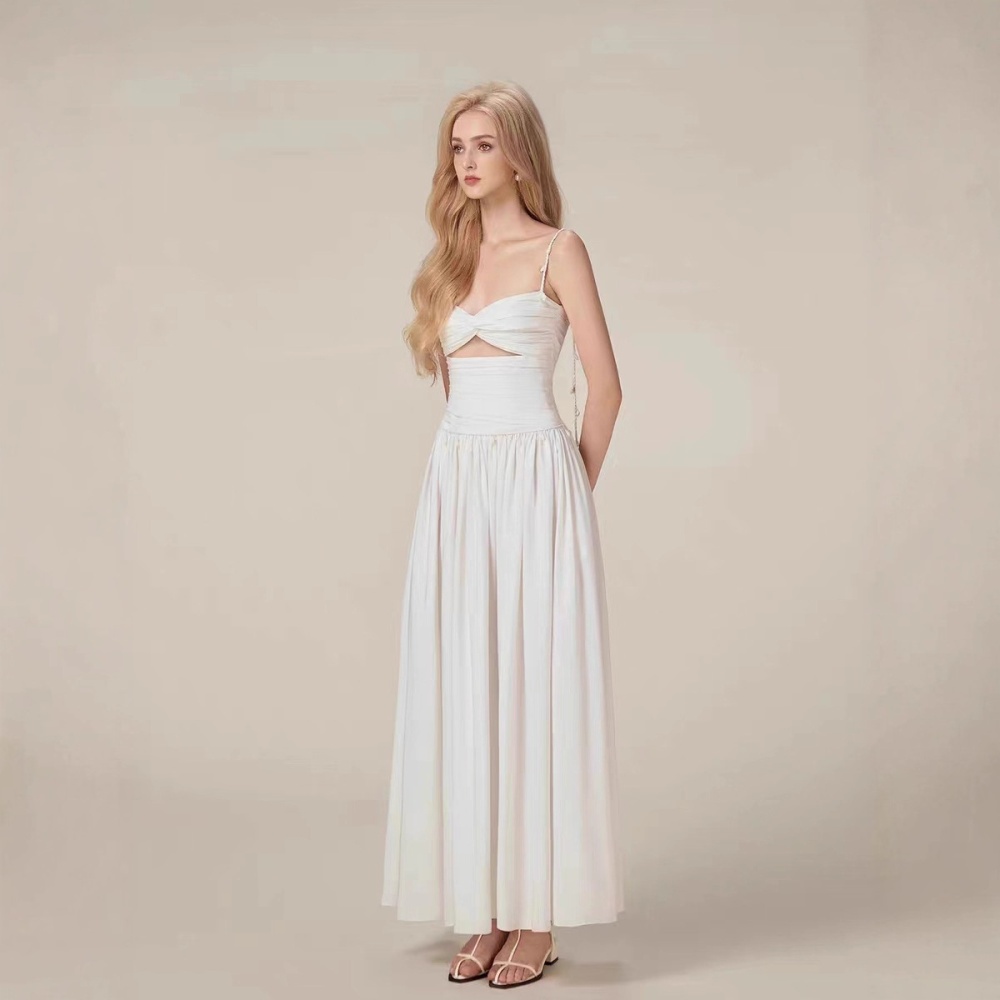 White niche sling long dress pleated big skirt dress