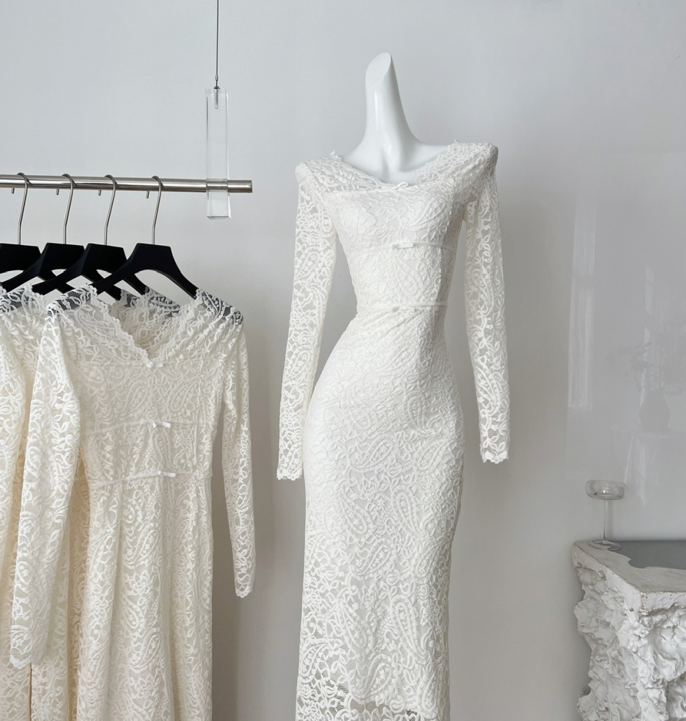 V-neck lace flat shoulder long sleeve beautiful split dress