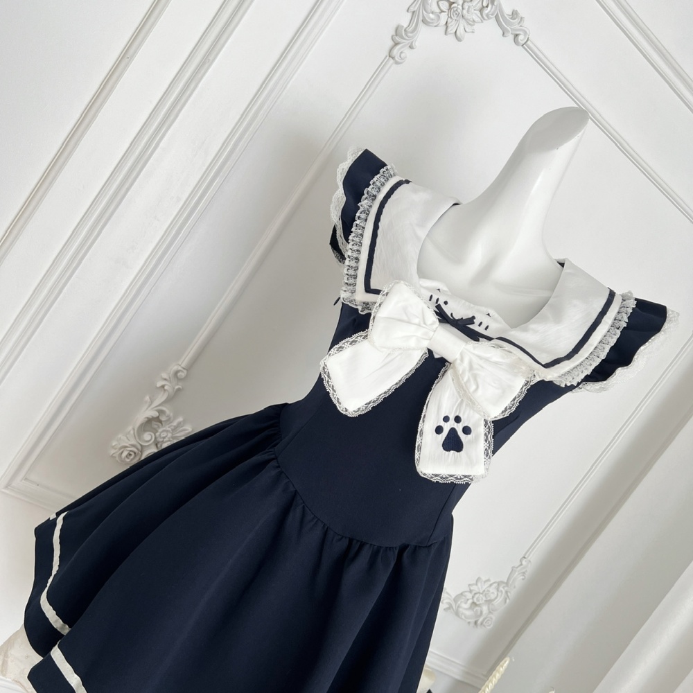 College style niche dress