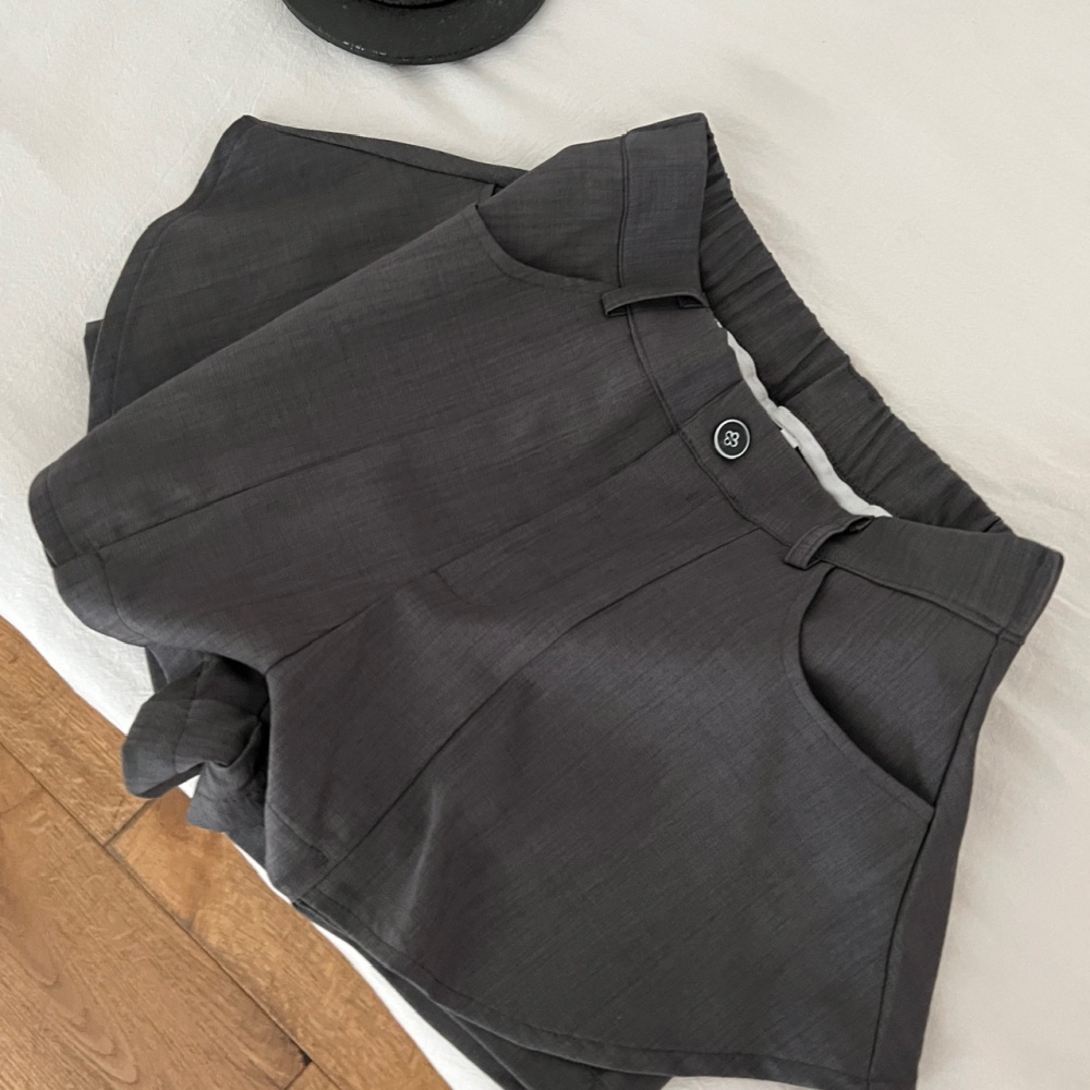 Pseudo-two shorts doll collar uniform 2pcs set for women