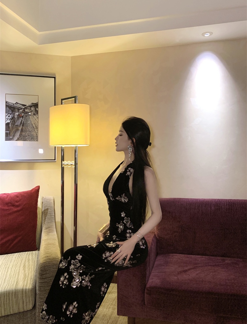 Sexy halter France style strap dress velvet black dress