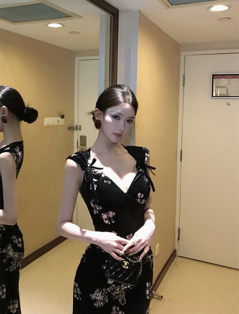 Sequins package hip cheongsam embroidery dress