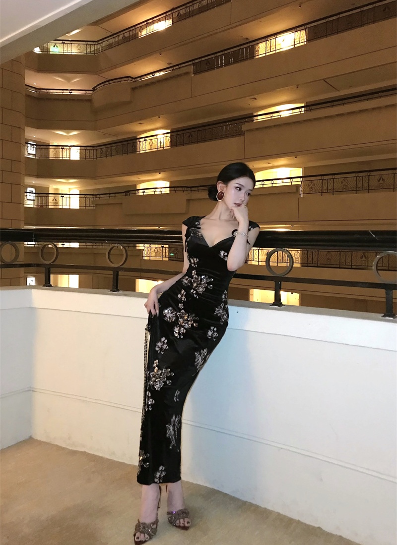 Sequins package hip cheongsam embroidery dress