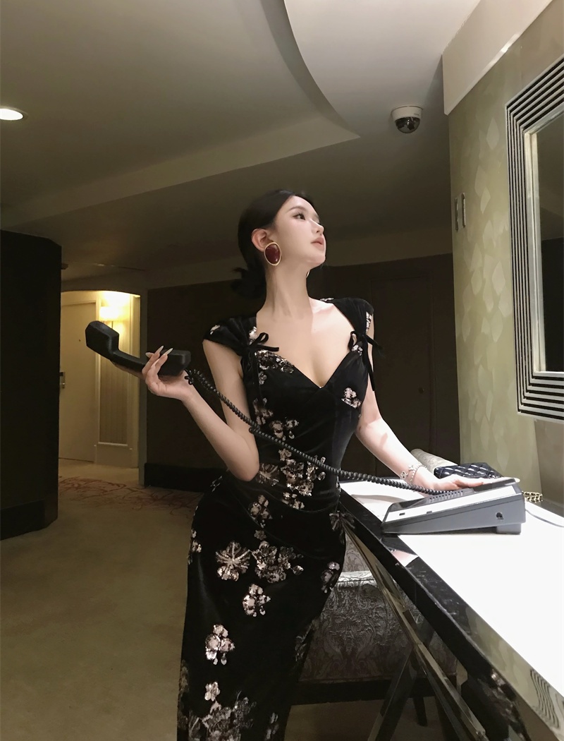 Sequins package hip cheongsam embroidery dress