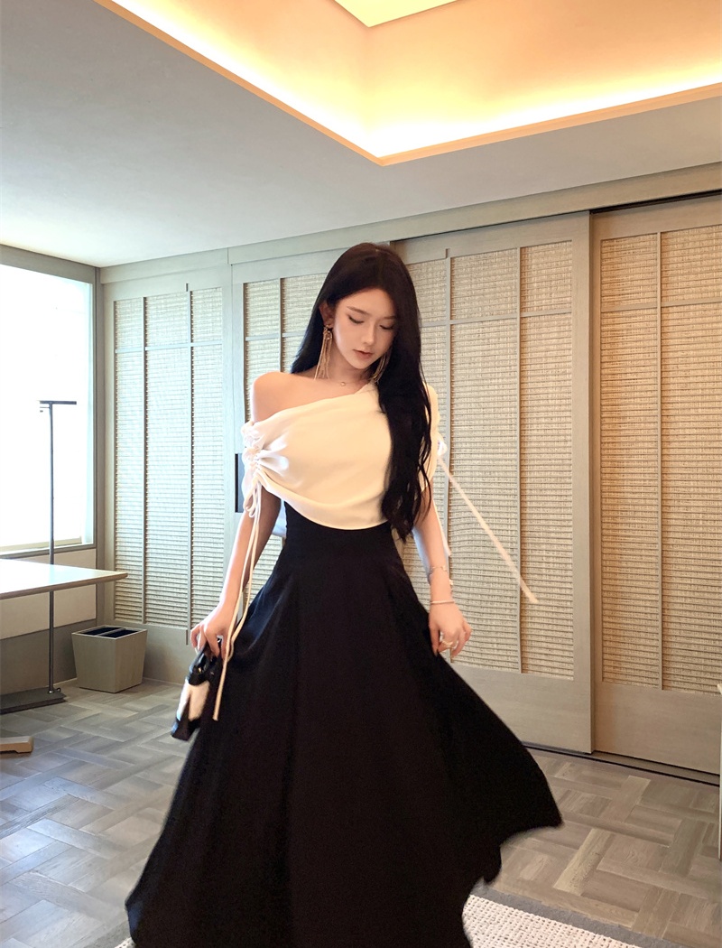 Big skirt pinched waist court style dress