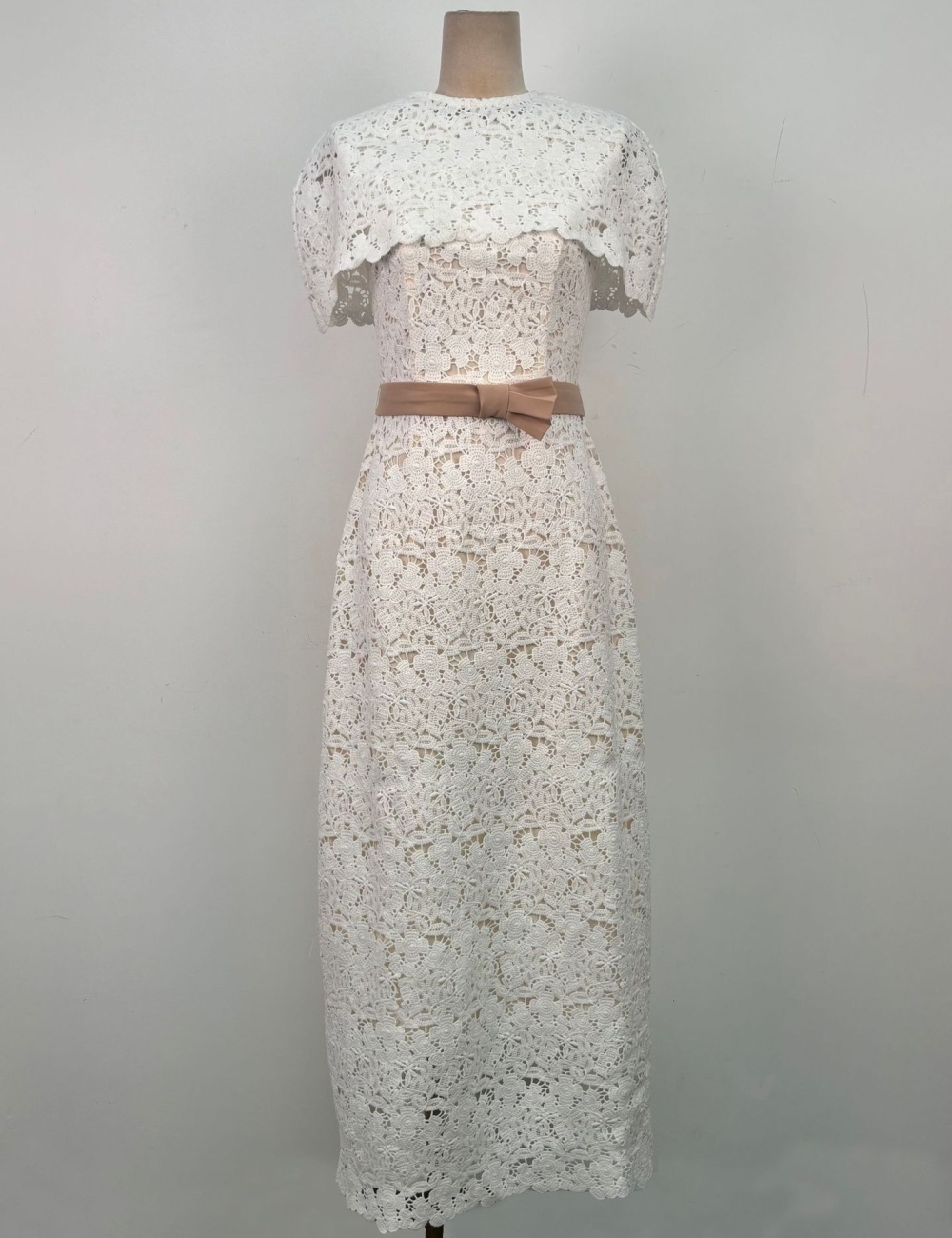 Niche temperament retro dress lace crochet long dress
