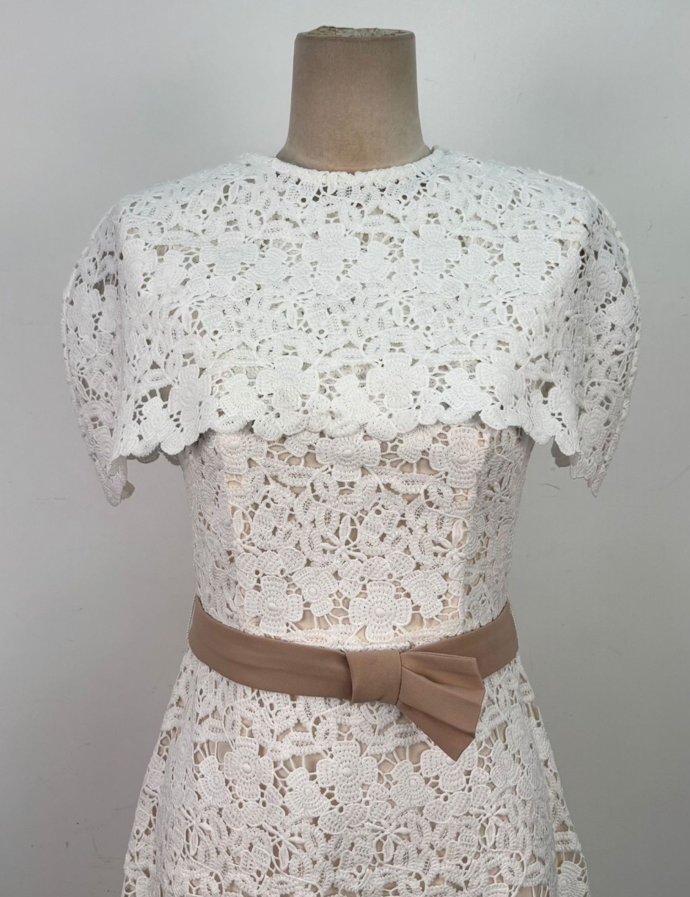 Niche temperament retro dress lace crochet long dress