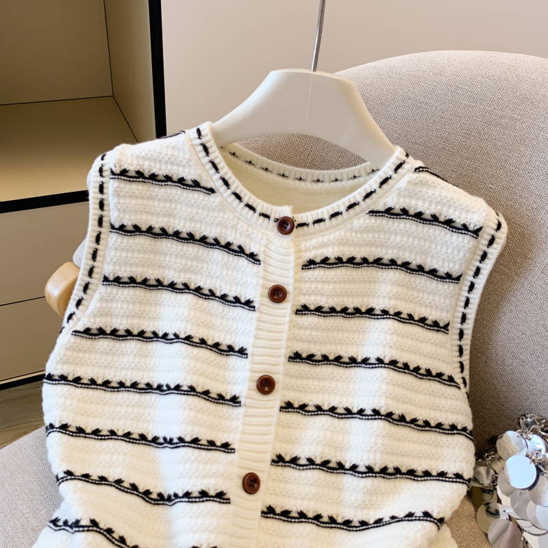 Retro knitted waistcoat round neck chanelstyle vest