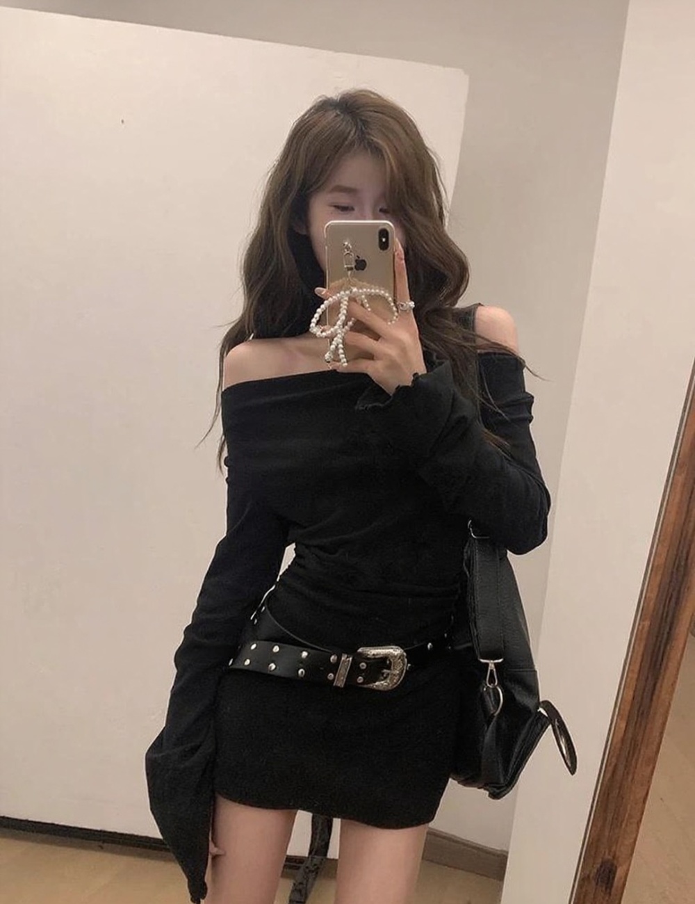 Slim sloping shoulder knitted dress for women