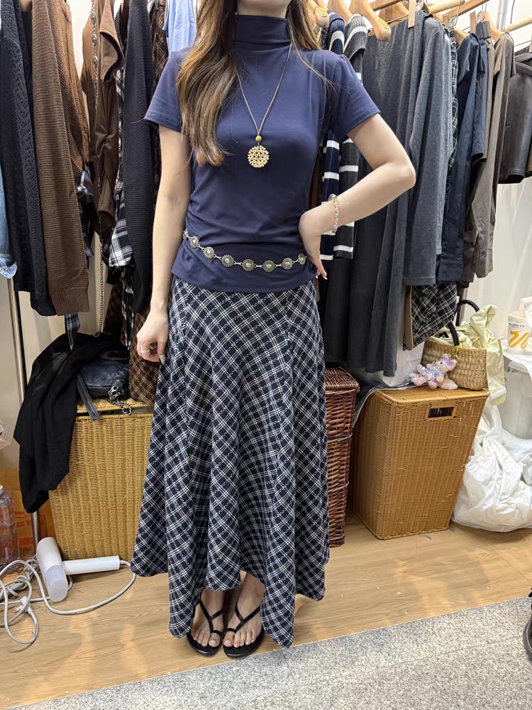 Diamond high collar T-shirt retro skirt a set for women