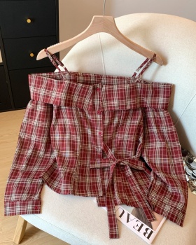 Sling plaid shirt autumn flat shoulder tops