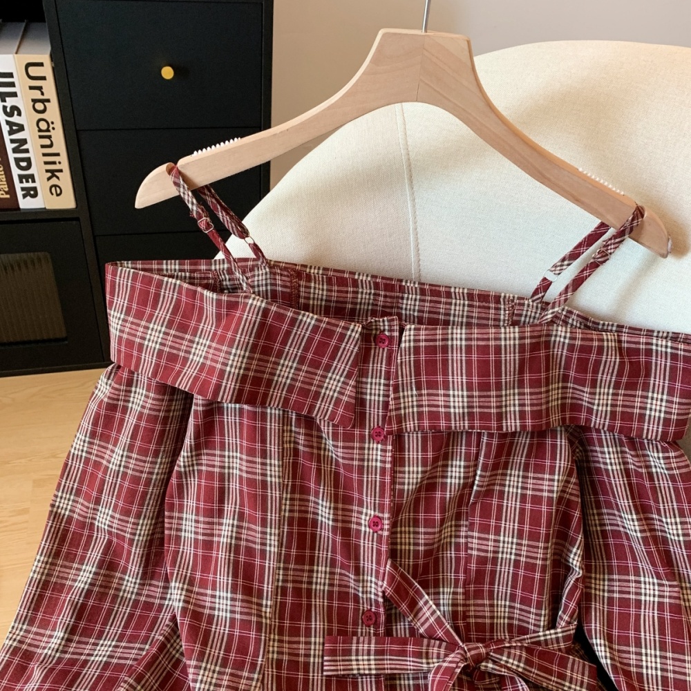 Sling plaid shirt autumn flat shoulder tops