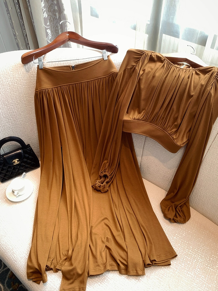 Chouzhe drape short skirt round neck tops a set
