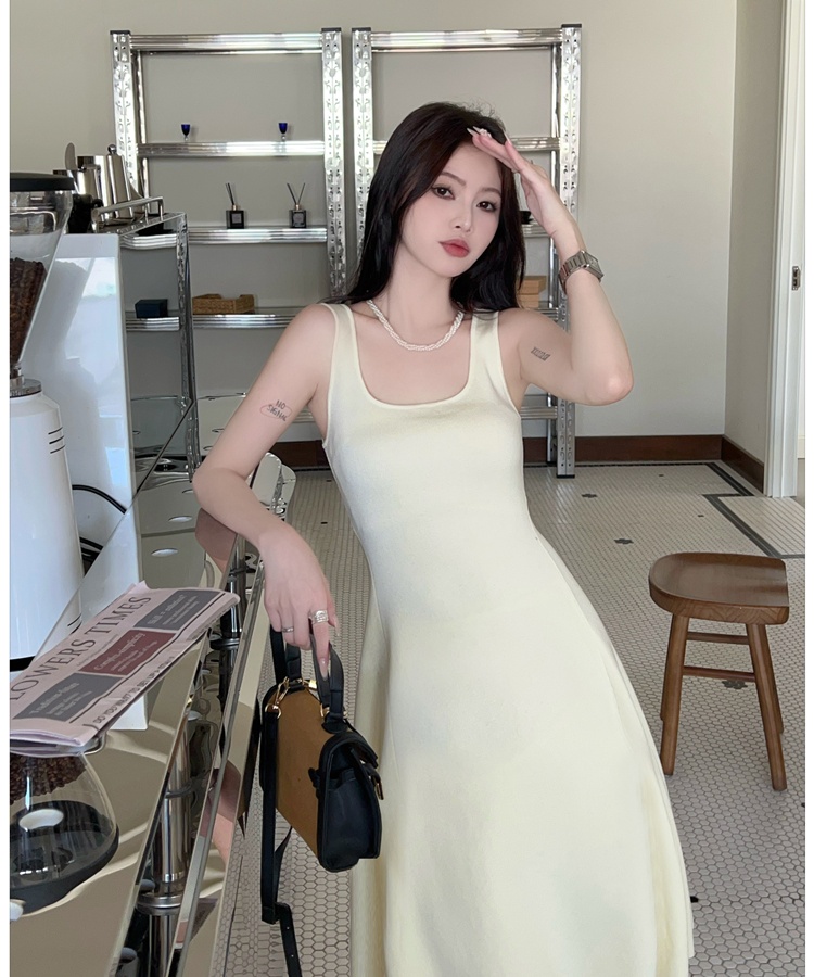 A-line sleeveless vest knitted strap dress