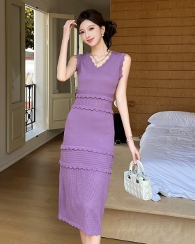 Summer V-neck knitted sleeveless dress show young sleeveless dress