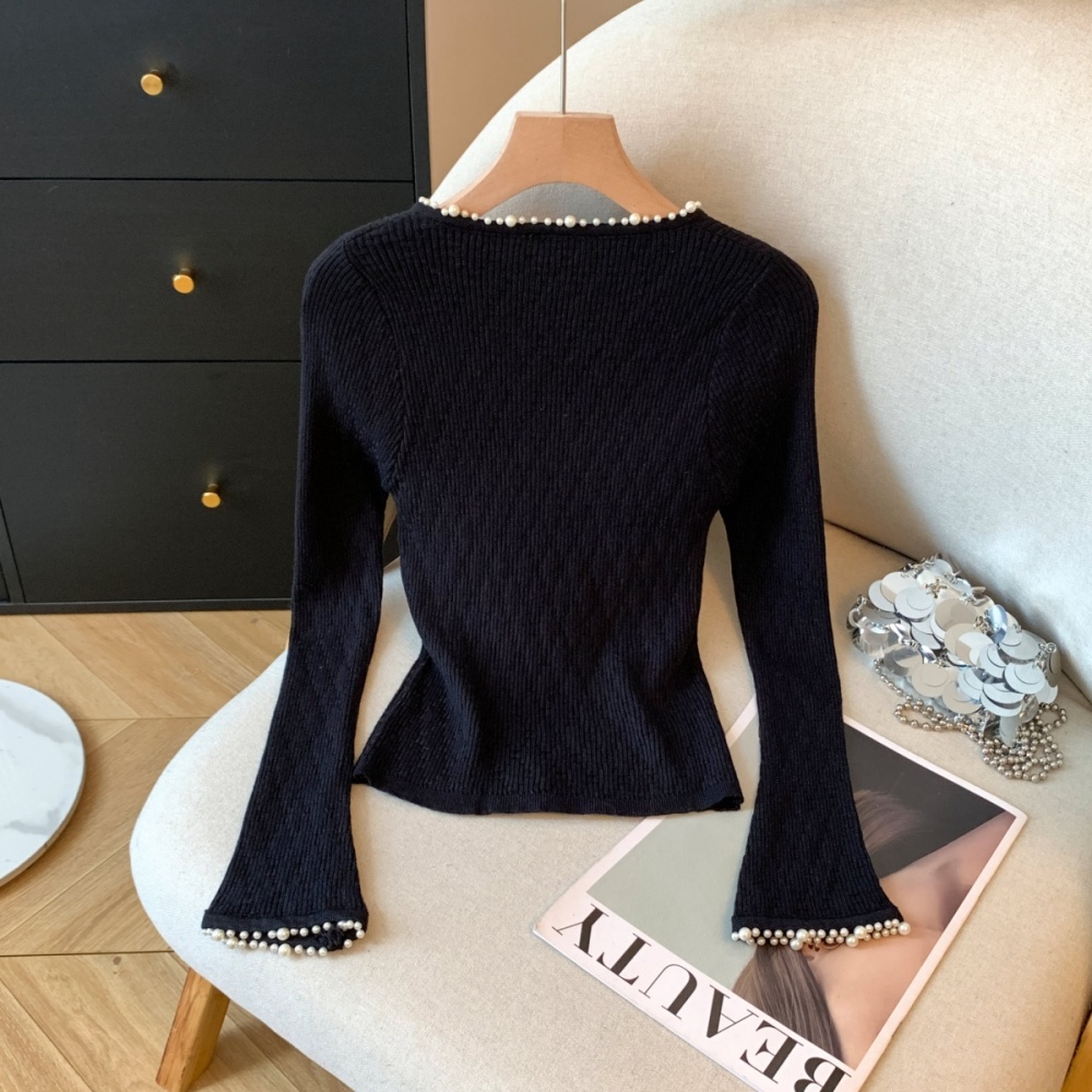 Inside the ride tops V-neck bottoming shirt for women