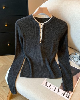 Thin inside the ride bottoming shirt V-neck autumn tops