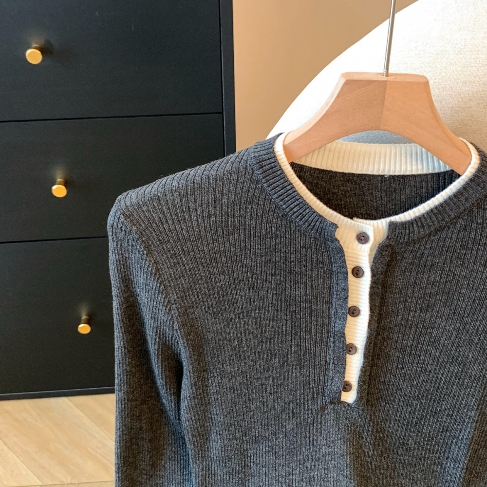 Thin inside the ride bottoming shirt V-neck autumn tops